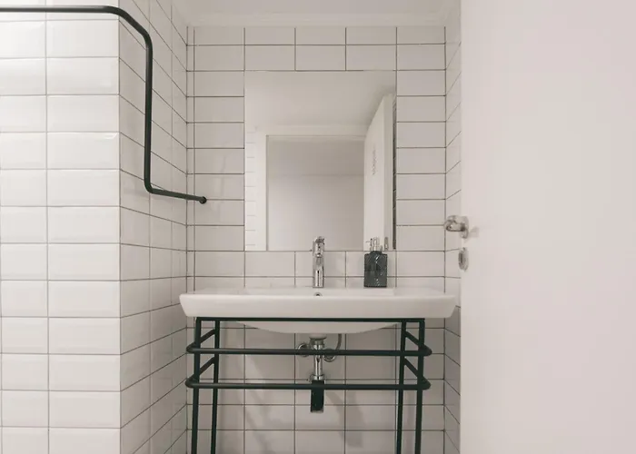 アパートホテル Sun&moon Ohridlake ポグラデツ