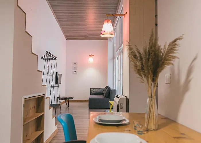 Sun&moon Ohridlake アパートホテル ポグラデツ